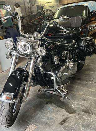 HARLEY-DAVIDSON SOFTAIL HERITAGE CLASSIC HARLEY-DAVIDSON SOFTAIL HERITAGE CLASSIC